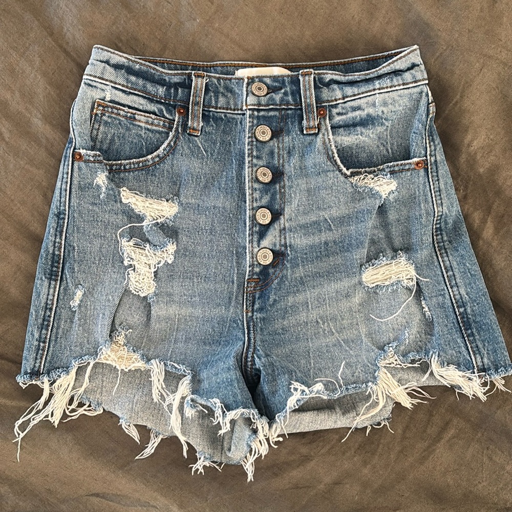 Abercrombie Ultra High Rise Mom Short